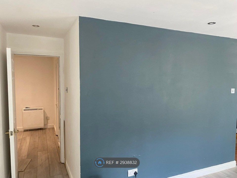Property photo 2 of 30