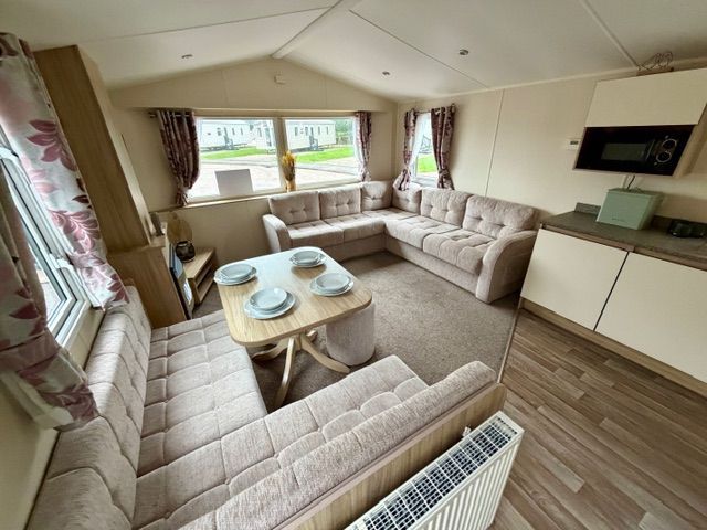 Property photo 2 of 3