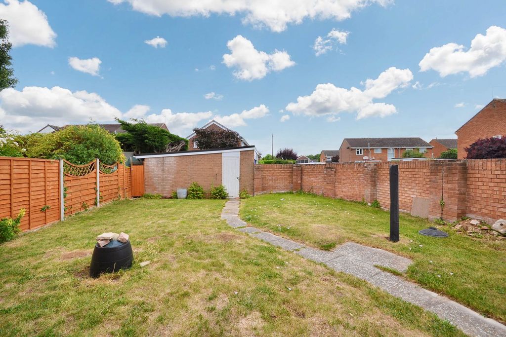 Property photo 2 of 13