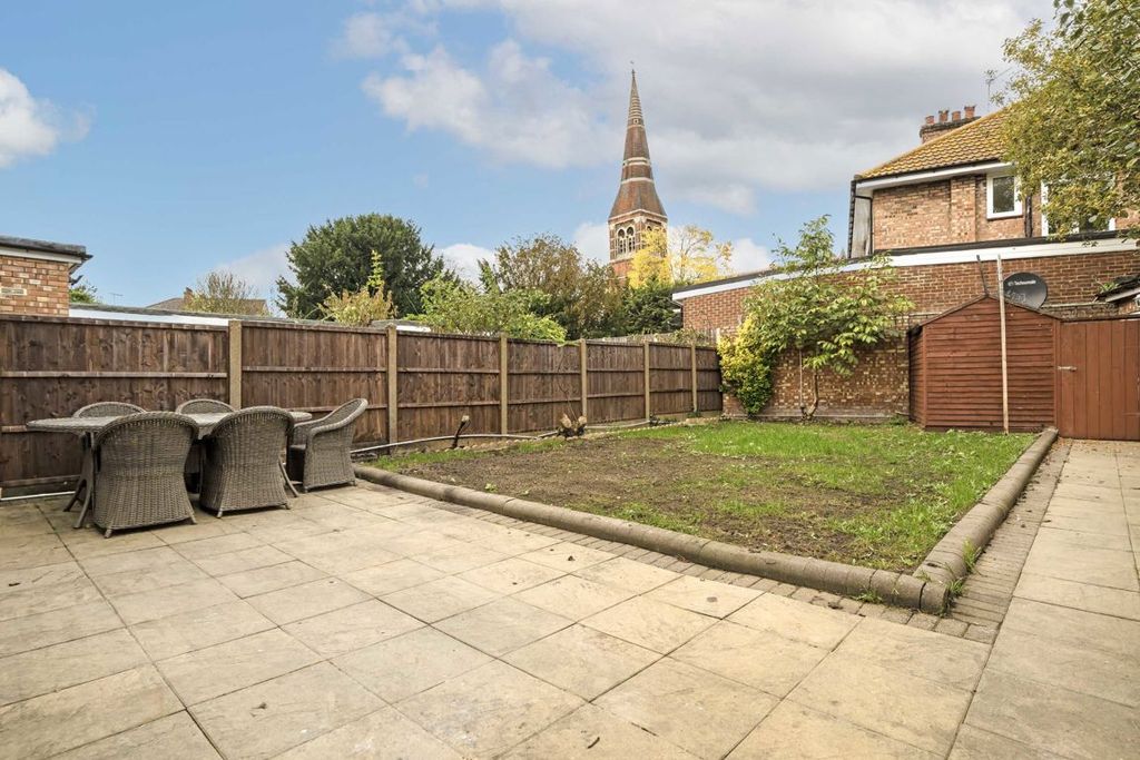 Property photo 3 of 7