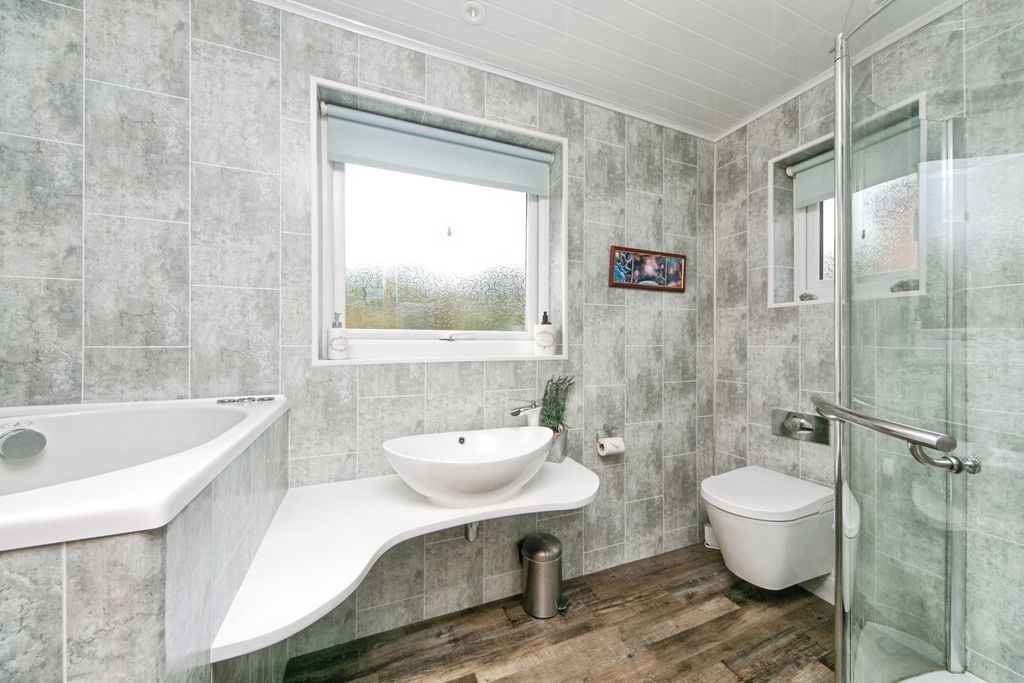 Property photo 3 of 20 Pbox-Img.Jpg
