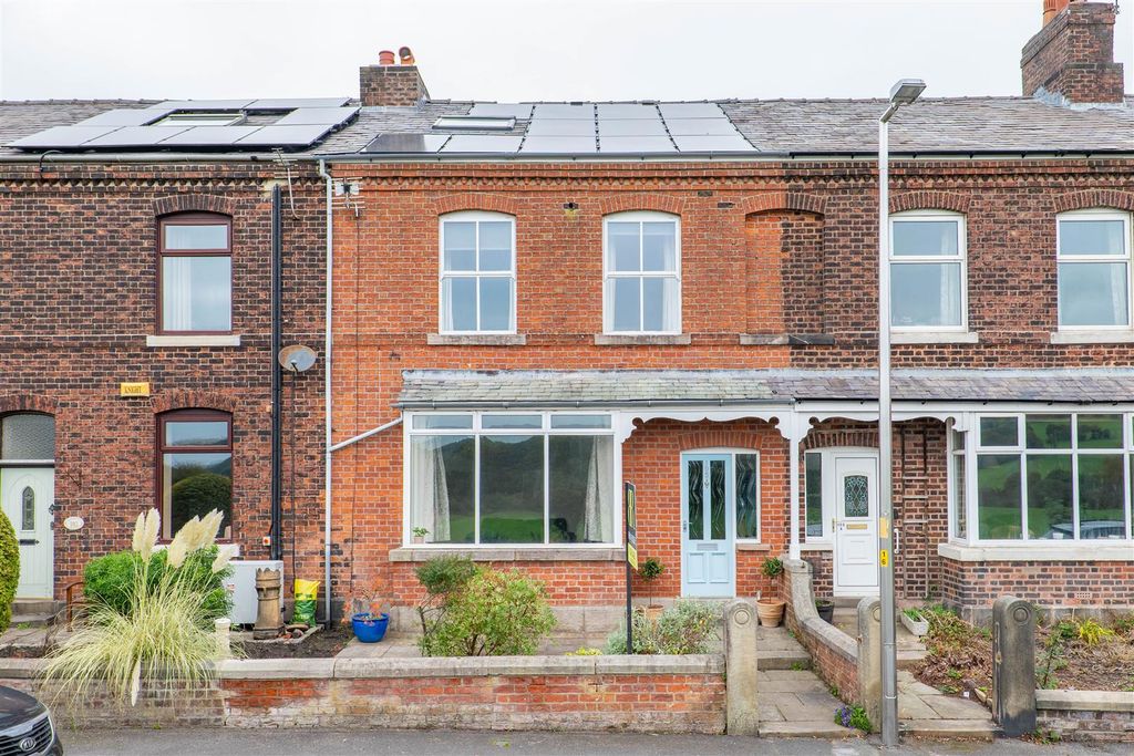 Property photo 1 of 44 Front External