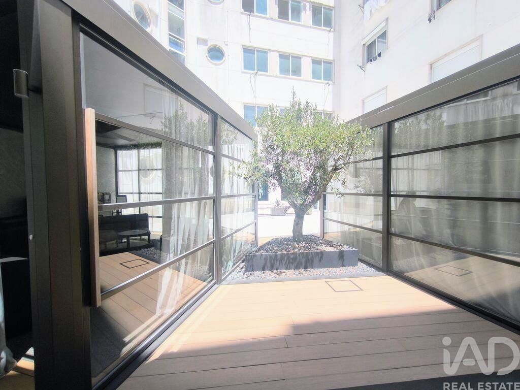 Property photo 1 of 31