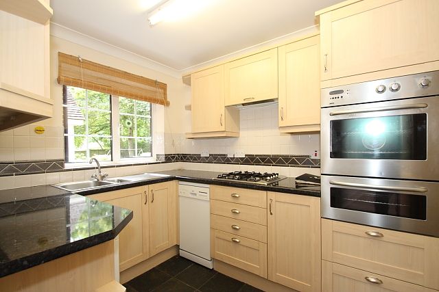 Property photo 2 of 4