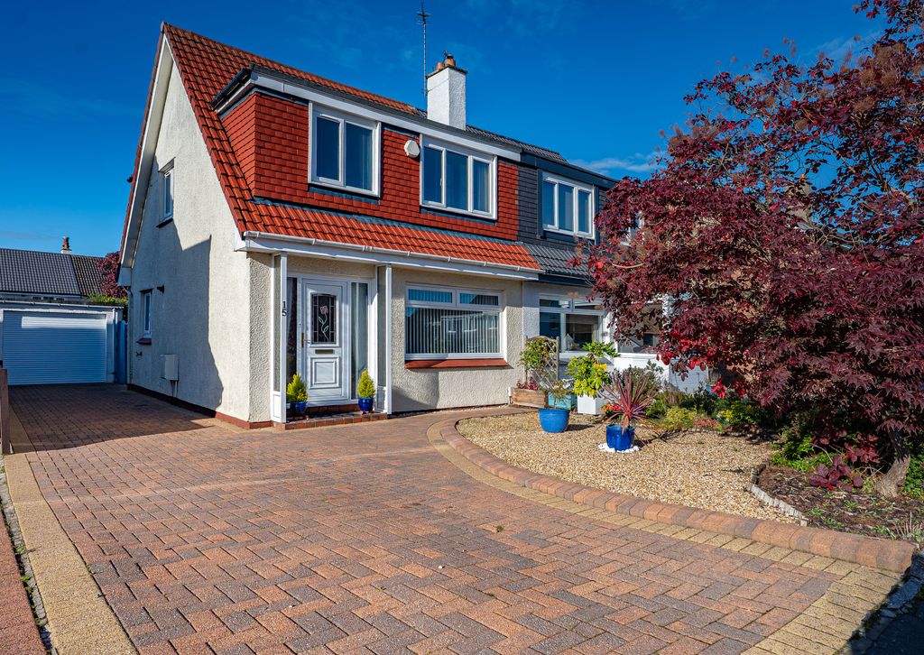 Property photo 1 of 38