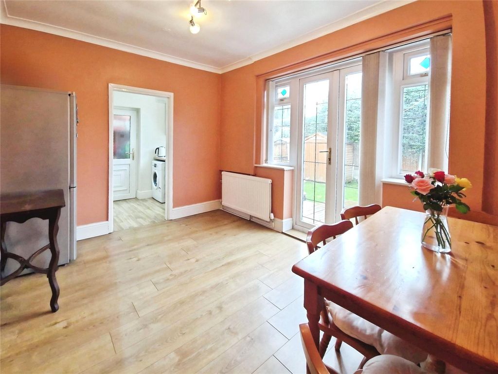 Property photo 3 of 17 Picture No. 07