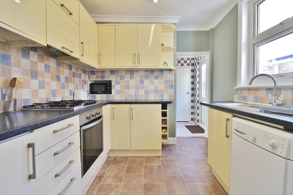 Property photo 3 of 16