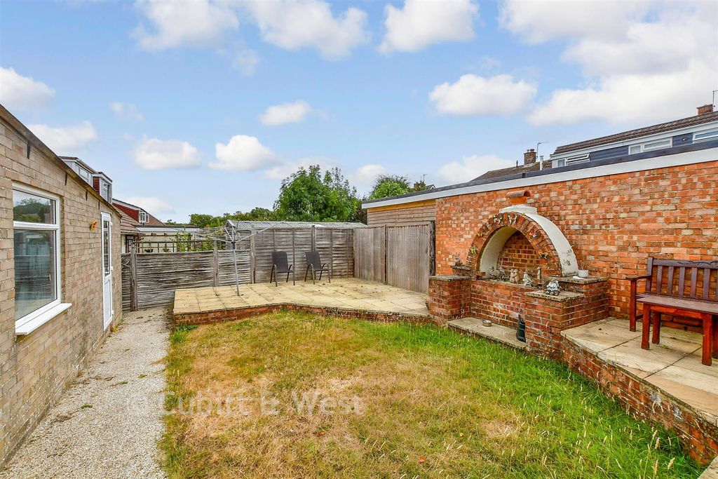 Property photo 2 of 11 Rear Garden