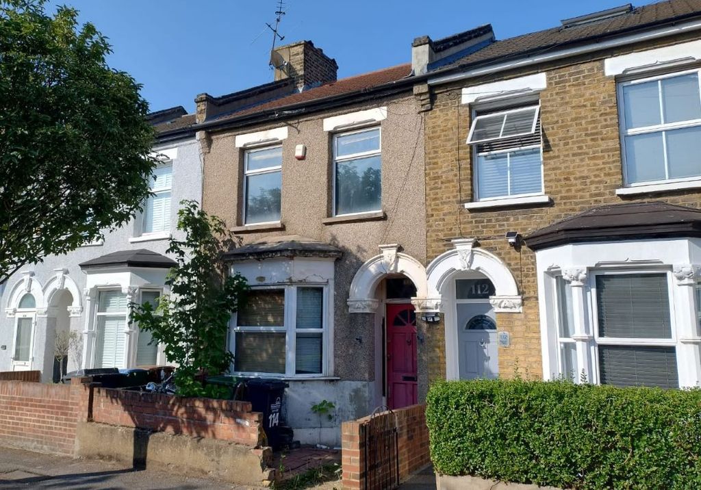 Property photo 1 of 1