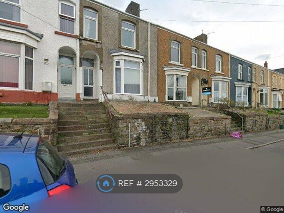 Property photo 1 of 1