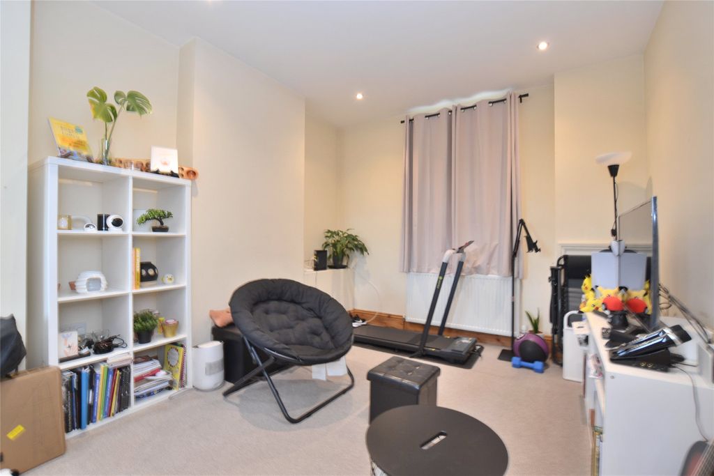 Property photo 3 of 13 Picture No. 06