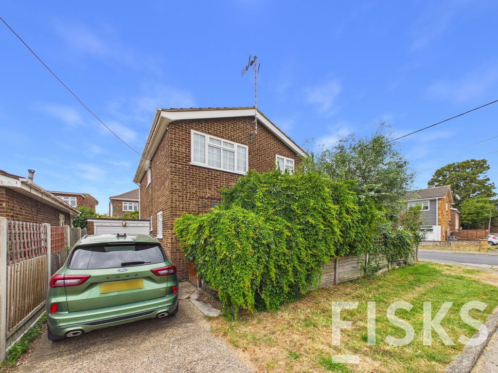 Property photo 2 of 18