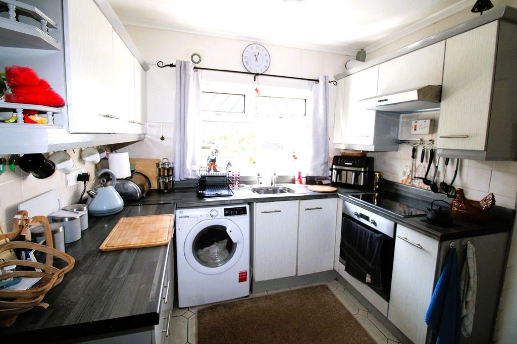 Property photo 3 of 20 Not Specified