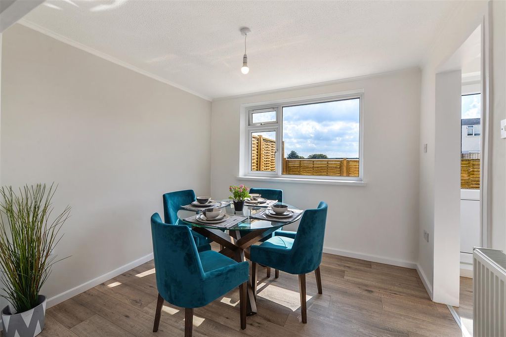Property photo 1 of 13 Flat9_09.Jpg
