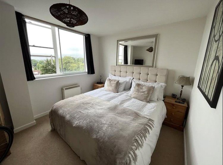 Property photo 3 of 6 Picture No. 02