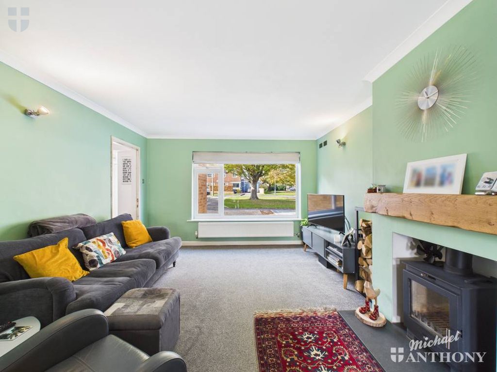 Property photo 2 of 16 Cam03218G0-Pr0821-Still004-Thumbnail-H750-70