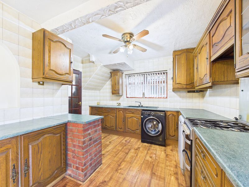 Property photo 3 of 19 Photo 11