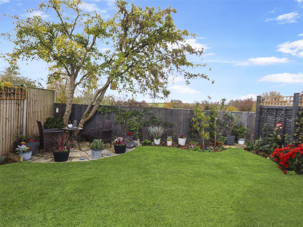 Property photo 3 of 12 Picture No. 01