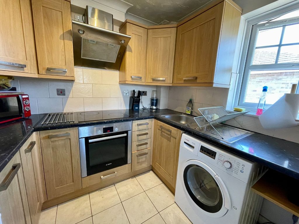 Property photo 3 of 8 4150022
