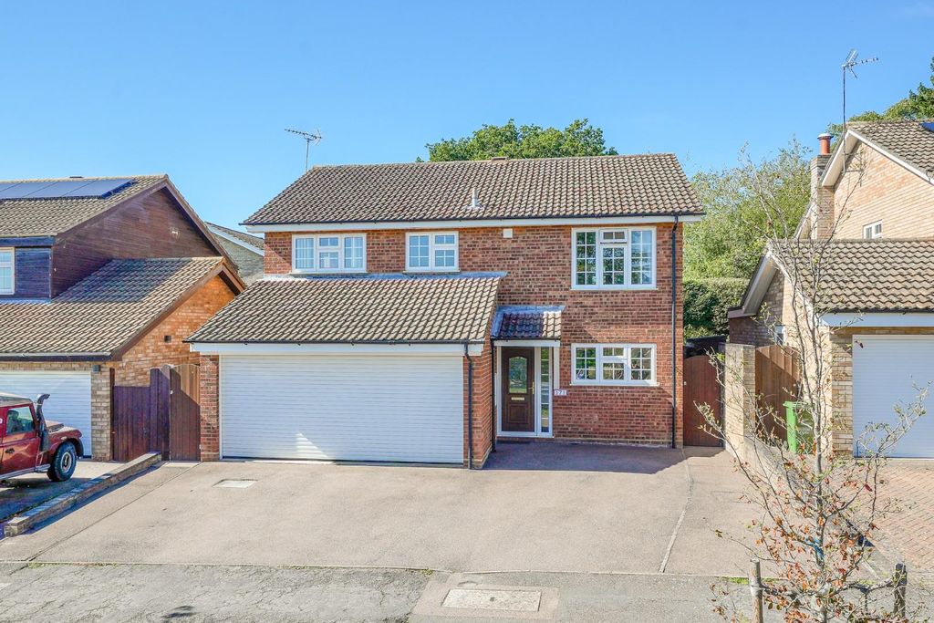 Property photo 1 of 24