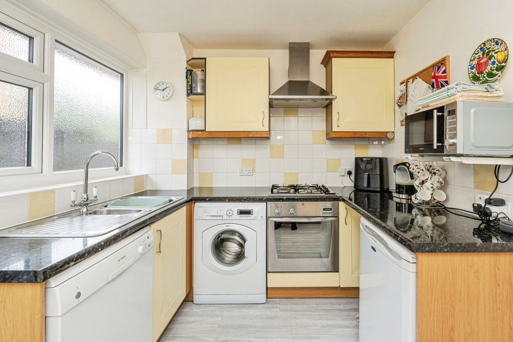 Property photo 2 of 20 Pbox-Img.Jpg