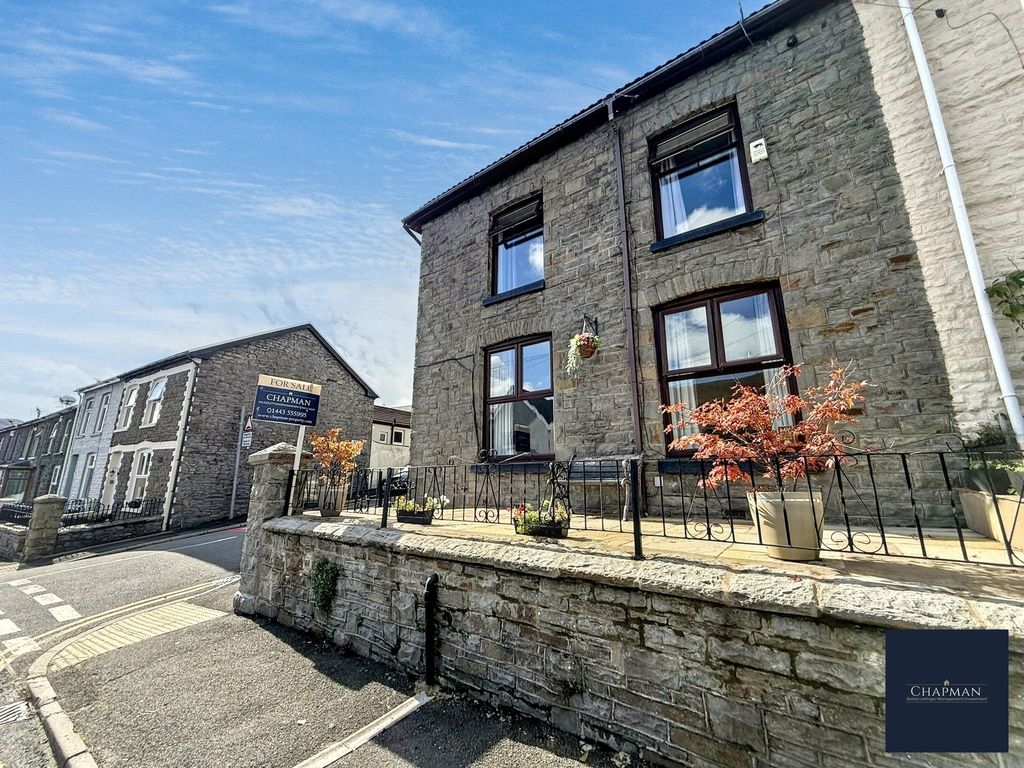 Property photo 1 of 34