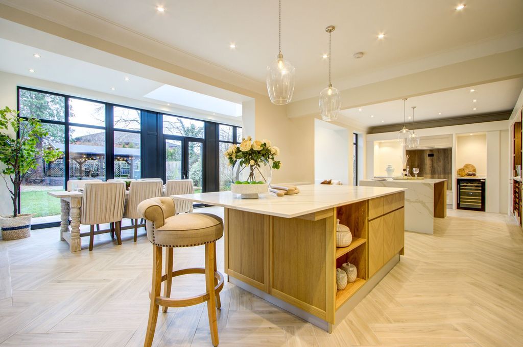 Property photo 2 of 45 Kitchen 2