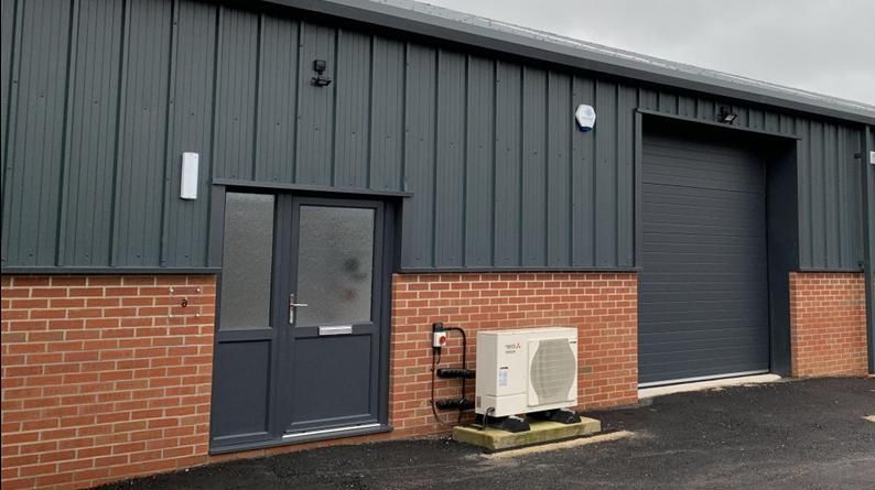 Property photo 1 of 17 Photo 17