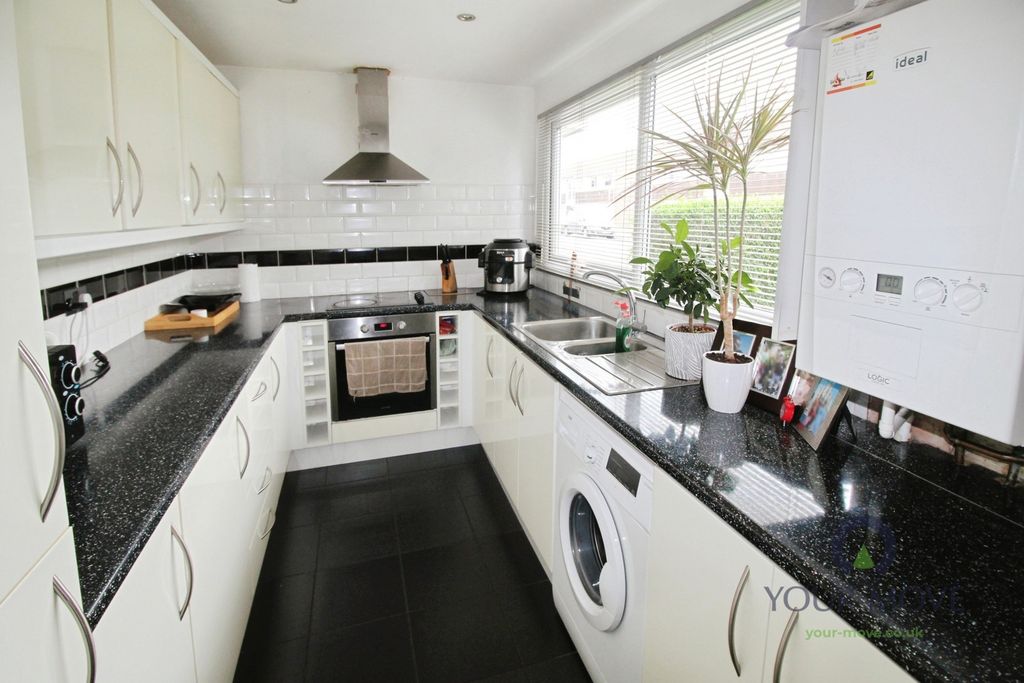 Property photo 2 of 9 Pbox-Img.Jpg