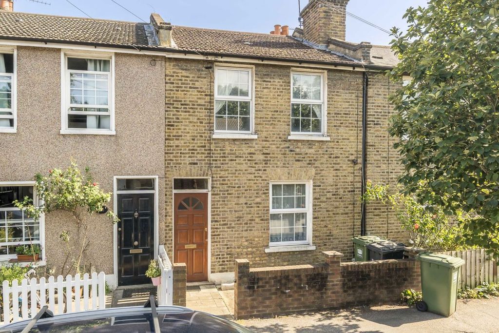Property photo 1 of 6