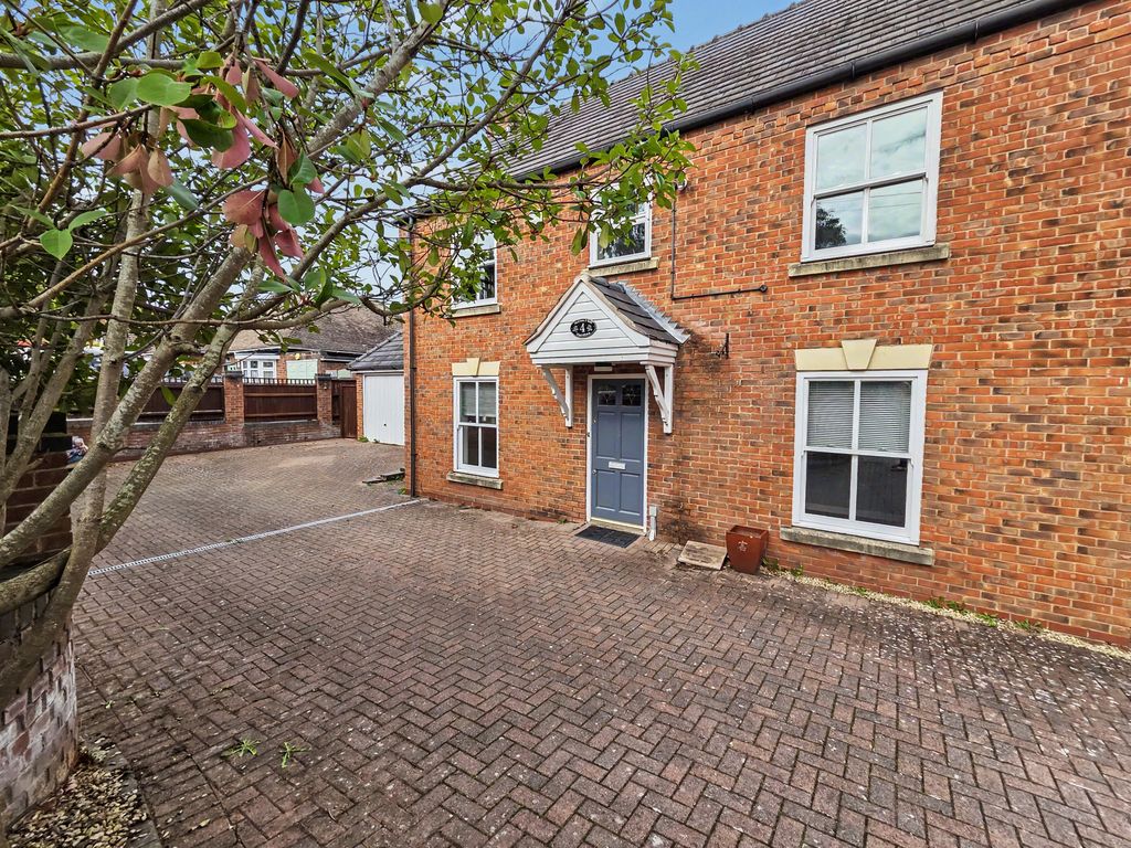 Property photo 1 of 20