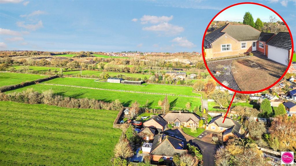 Property photo 3 of 34 Drift Close, Blackfordby (7).Jpg