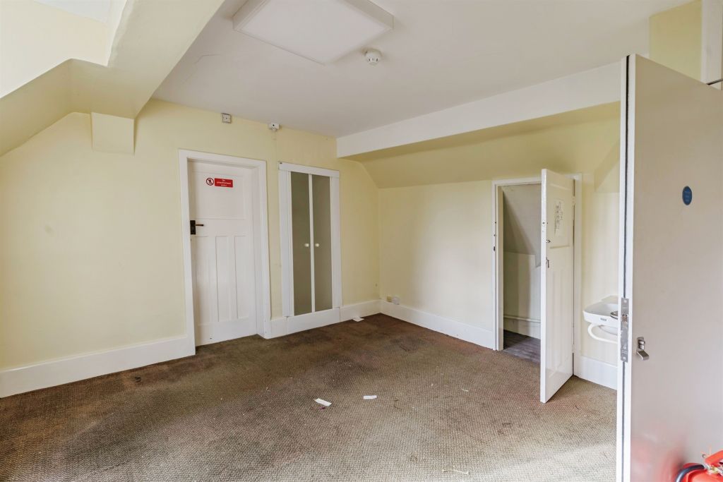 Additional image 10 of 6 bed detached house for saleSt. Piers Lane, Lingfield RH7