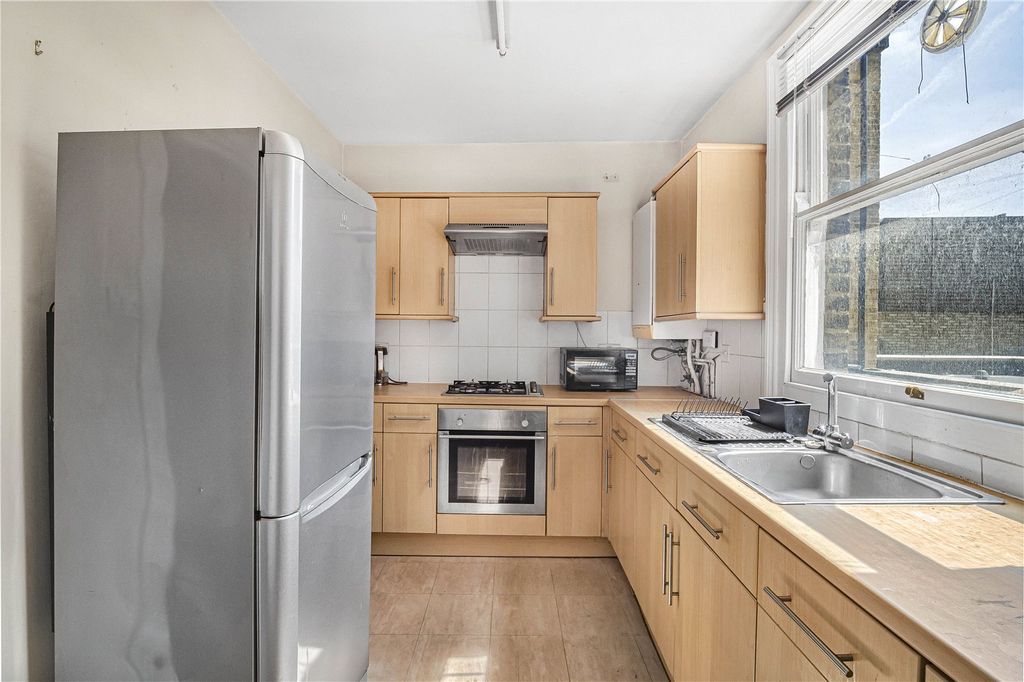 Property photo 2 of 15 Kitchen