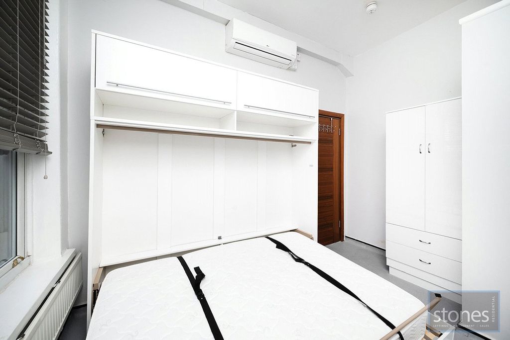 Property photo 3 of 13 Picture No. 06