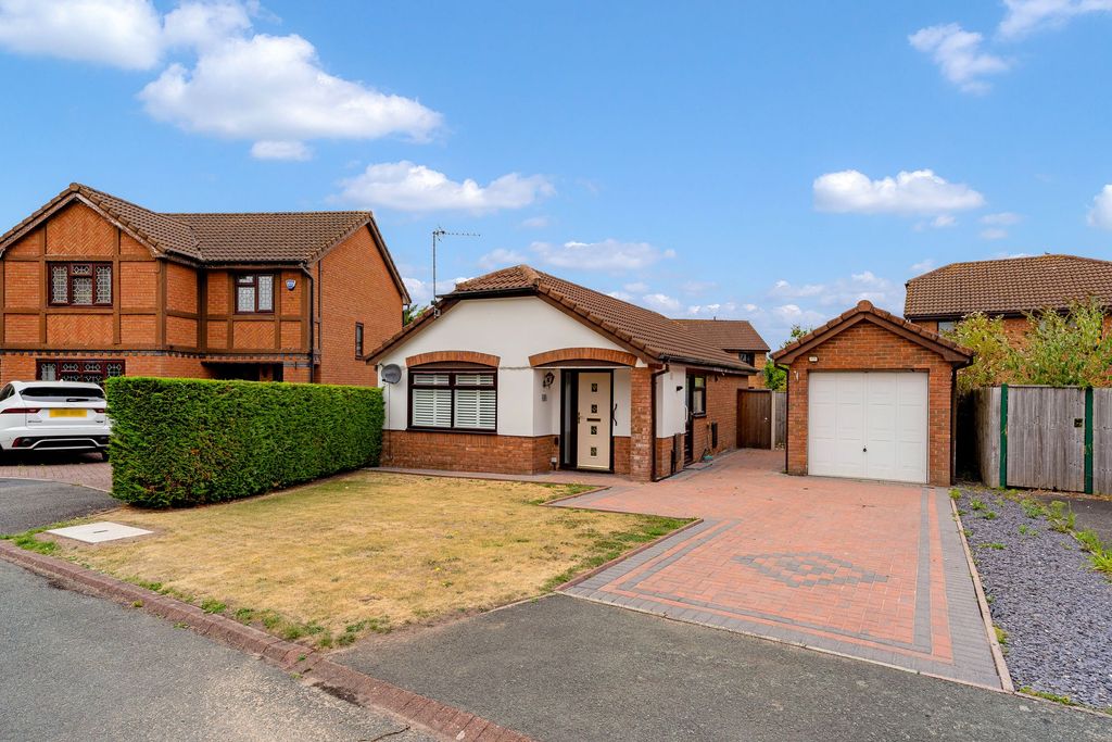 Property photo 1 of 17