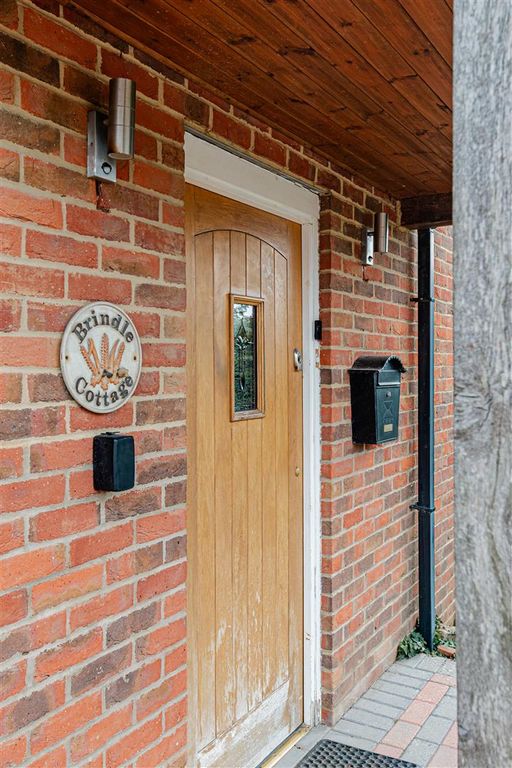 Property photo 2 of 24 L J Imaging-27.Jpg