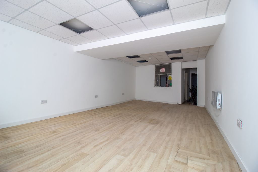 Property photo 2 of 3