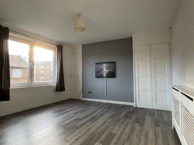 Property photo 2 of 6 Living Room