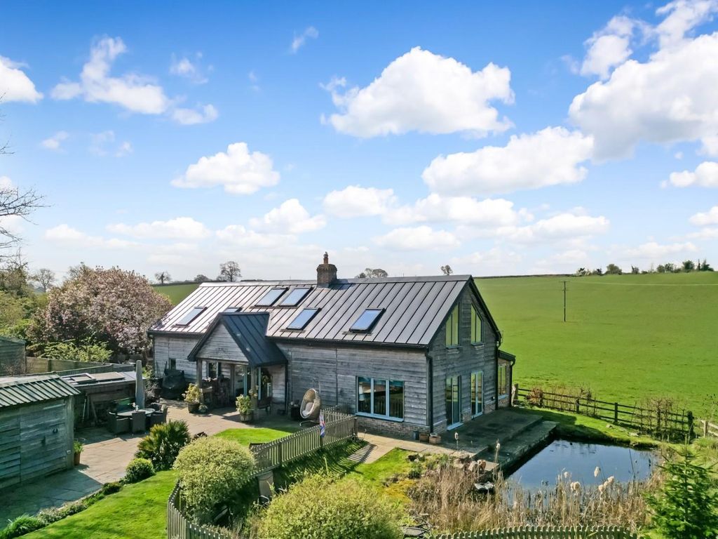 Property photo 1 of 32 11.Jpg