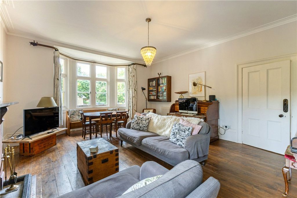 Property photo 3 of 25 Sitting Room