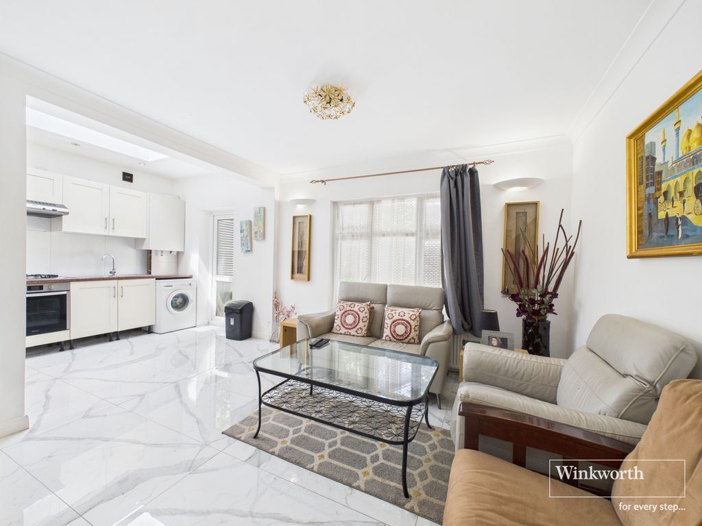 Property photo 2 of 9 Reception