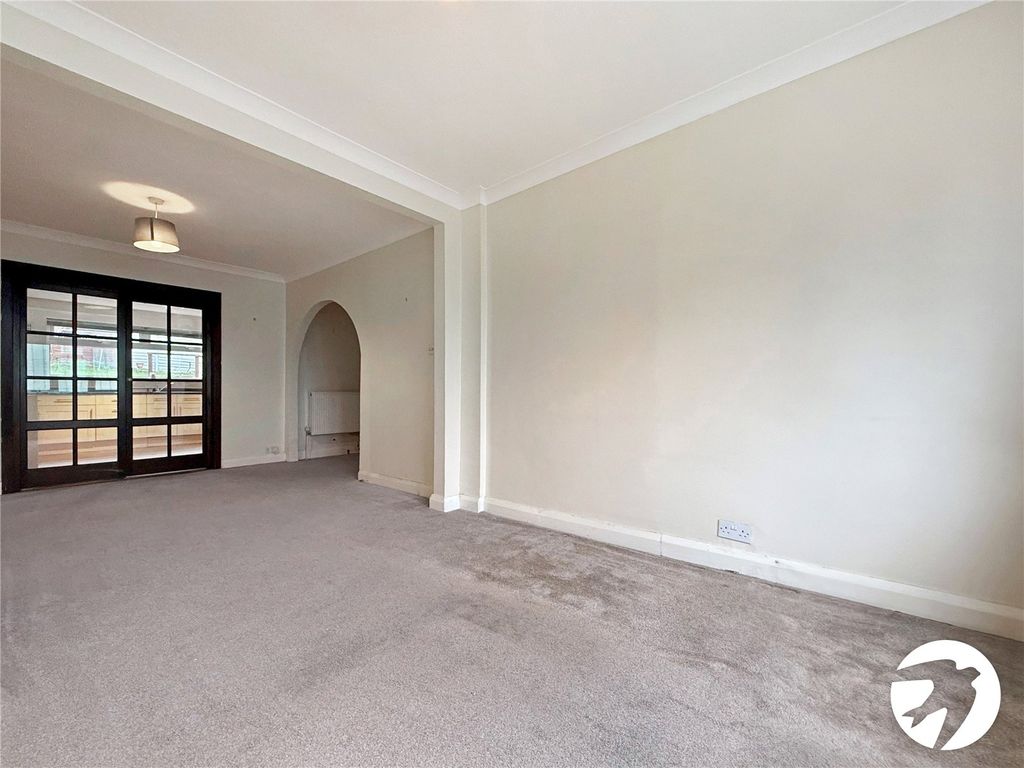 Property photo 3 of 12 Picture No. 44