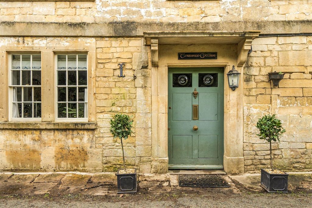 Property photo 2 of 21 Front Door.Jpg