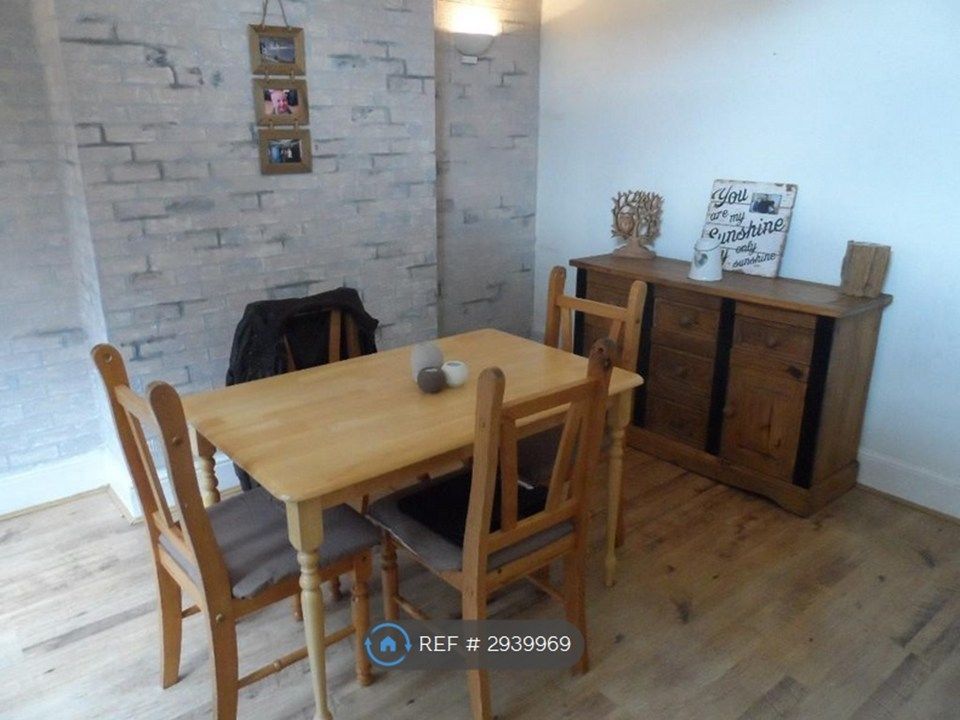 Property photo 2 of 12 Dinningroom