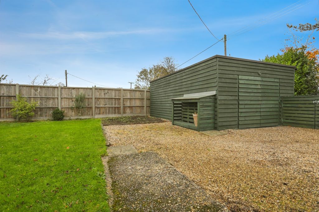 Property photo 2 of 13