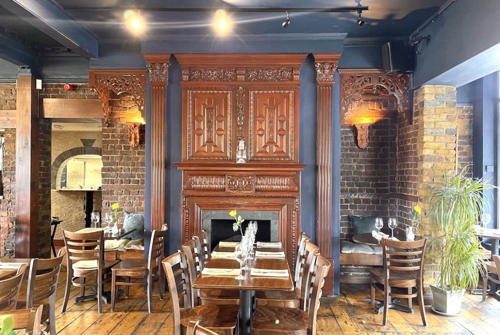 Property photo 1 of 2