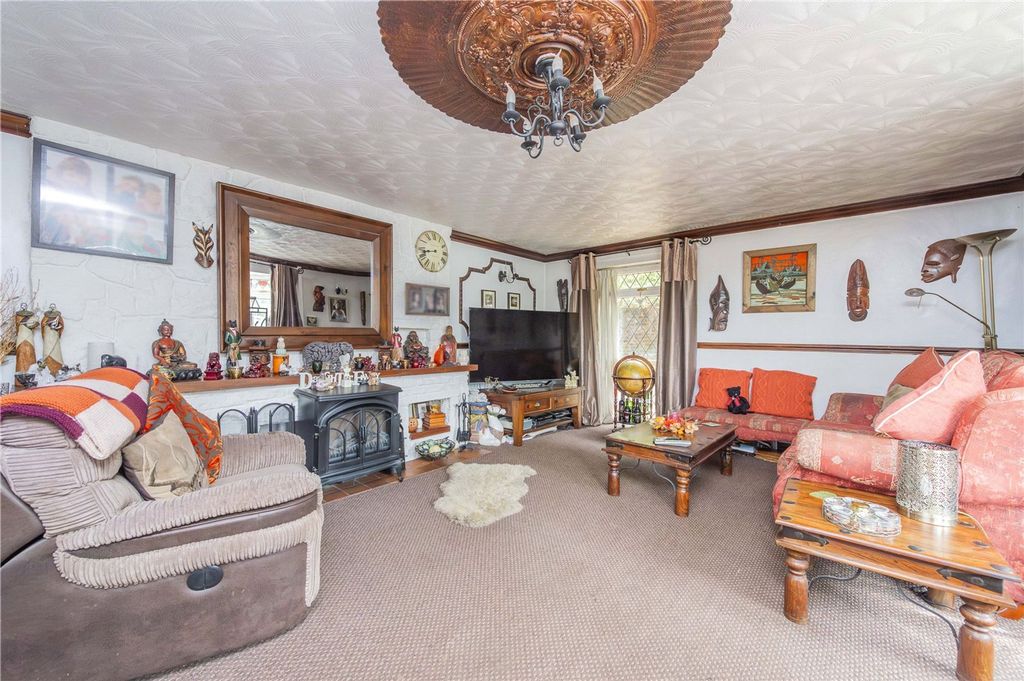 Property photo 3 of 55 Picture No. 96