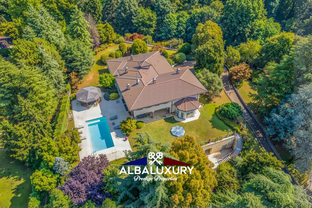 Property photo 3 of 41