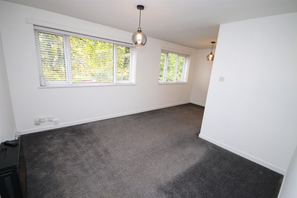 Property photo 3 of 12 Img_5705.Jpg